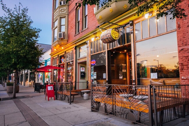 Building Photo - 91 Pearl St