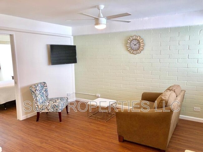 Building Photo - 410 Nahua St