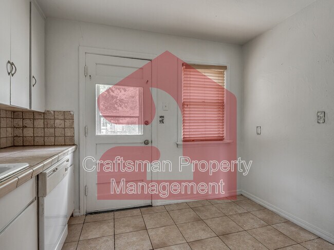 Building Photo - 1711 Brighton Ave