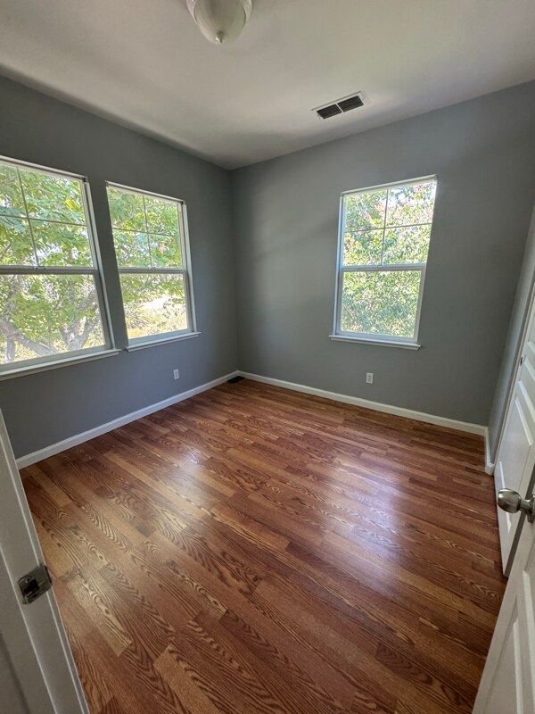 Primary Photo - 159 W Saltillo Ln