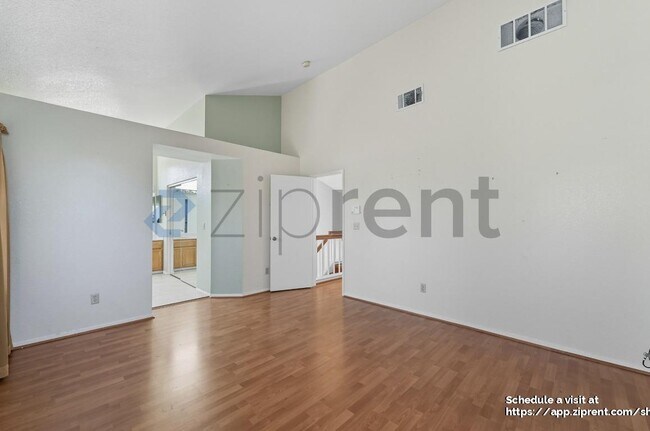 Building Photo - 14 Cider Mill Ct