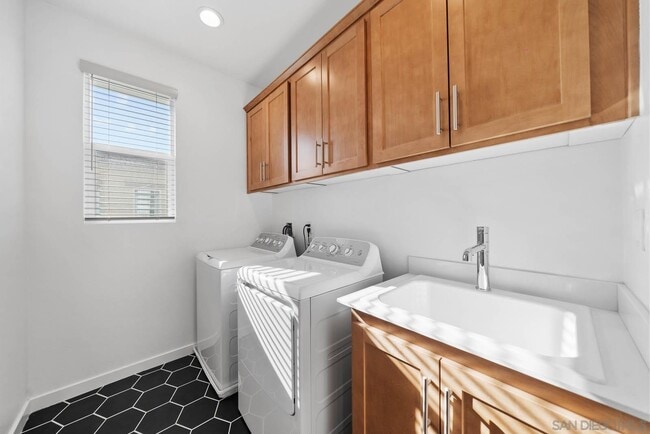 Building Photo - 32188 Penstemon Wy