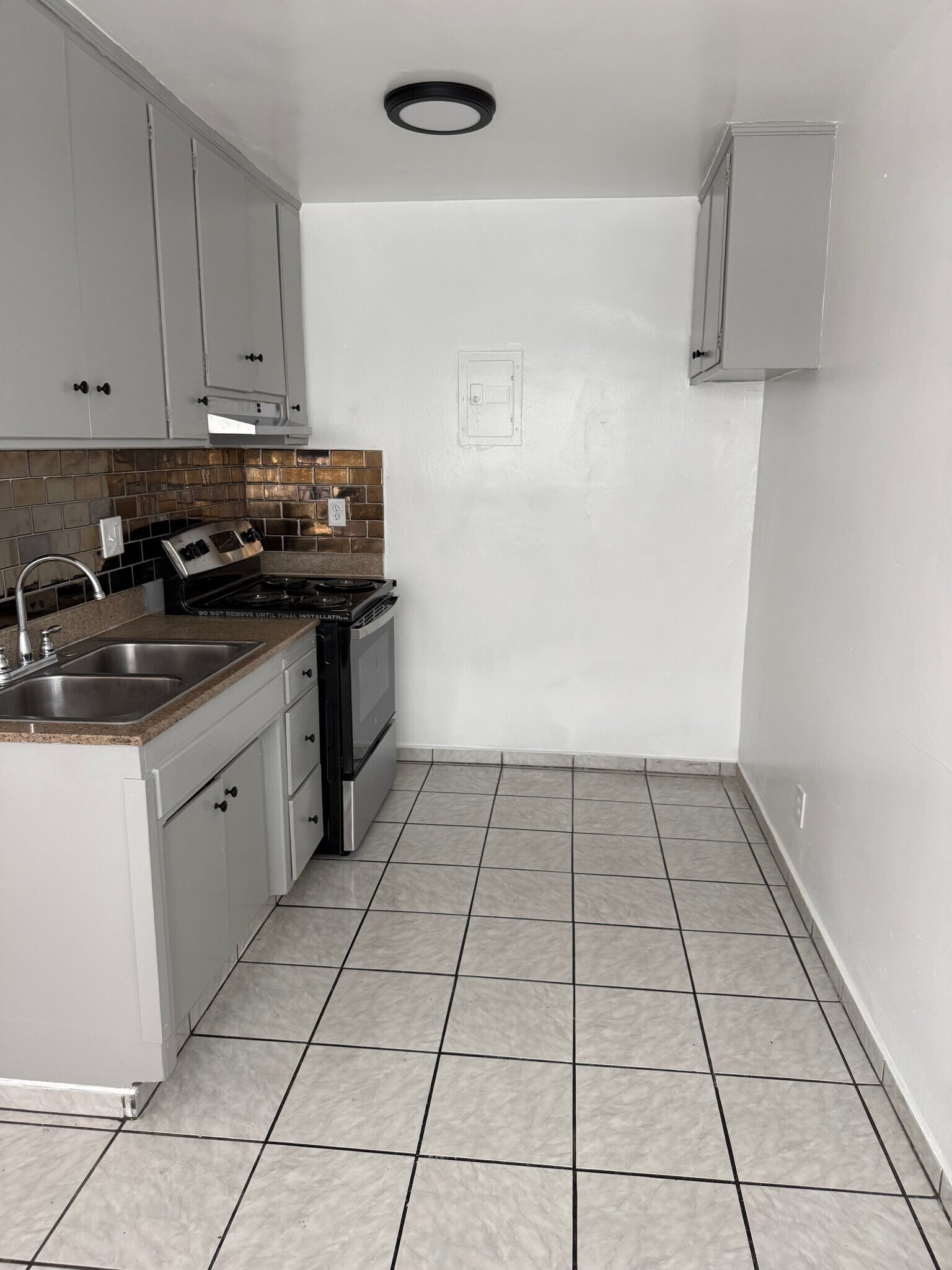 Building Photo - 7657 Sepulveda Blvd