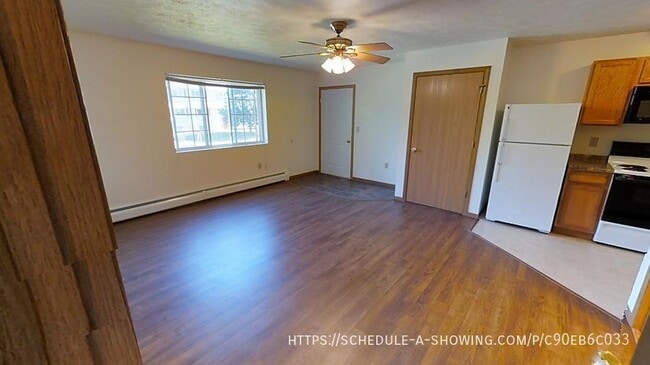 Building Photo - 1007 W Ridge St