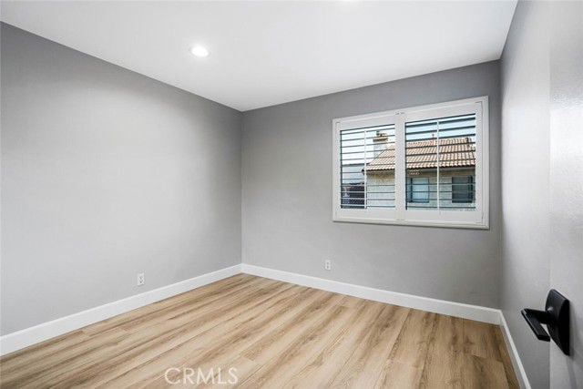 Building Photo - 5800 Owensmouth Ave