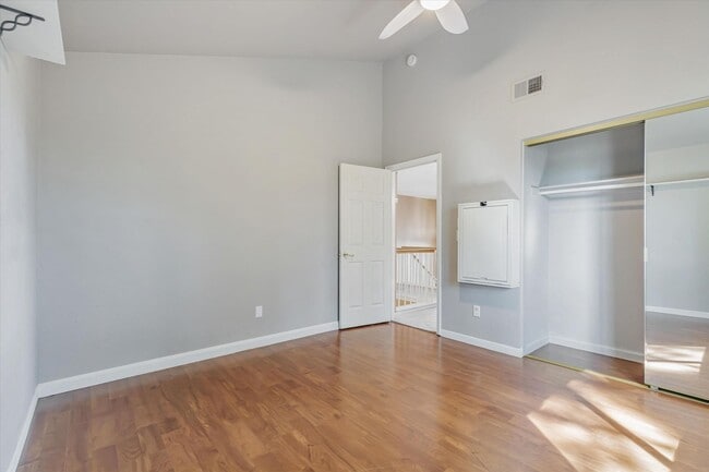 Building Photo - 4100 Diane Dr