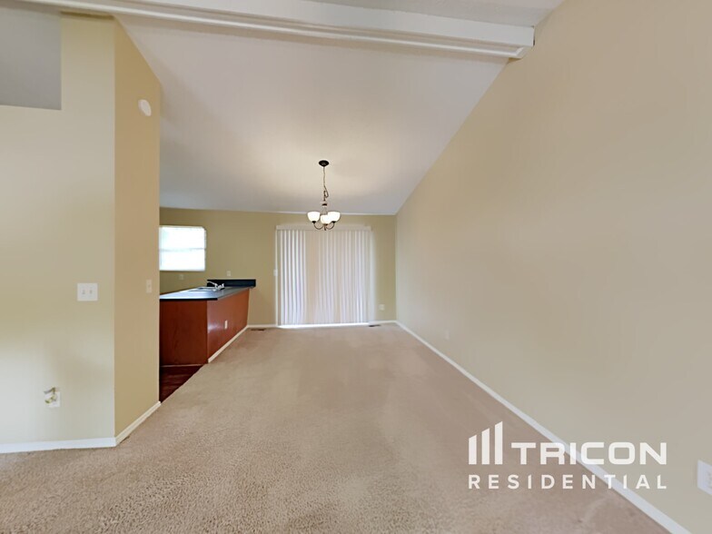 Building Photo - 2053 Stablewood Cove