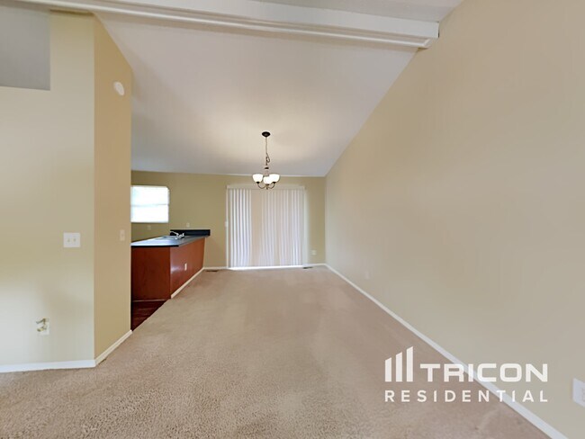 Building Photo - 2053 Stablewood Cove