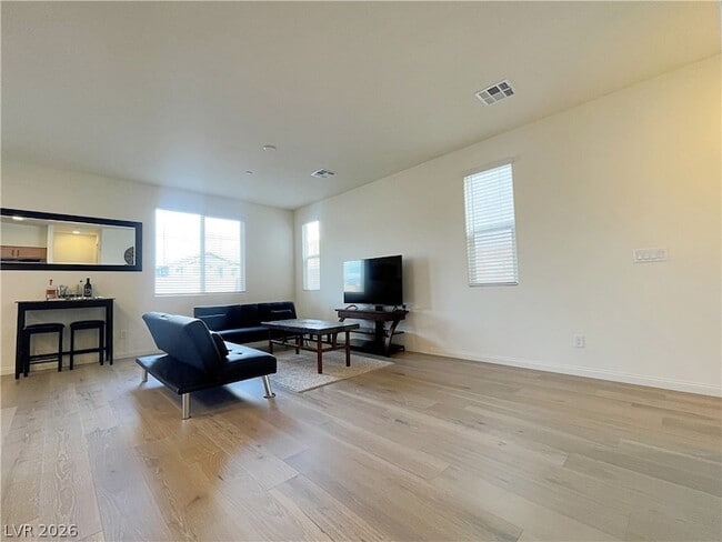 Building Photo - 8520 Little Fox St