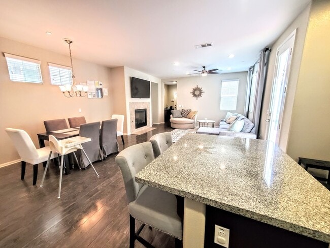 Building Photo - Gorgeous Home- Lots of Upgrades