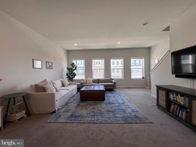 Building Photo - 316 Starry Way Dr