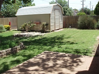 Building Photo - Cute, Clean and Central3 bedroom 2 bathroom