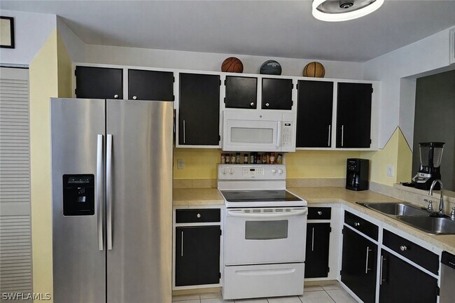 Building Photo - 1448 Churchill Cir