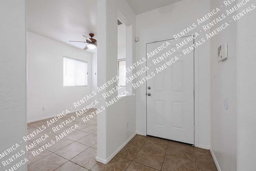 Building Photo - 17321 N 167th Dr