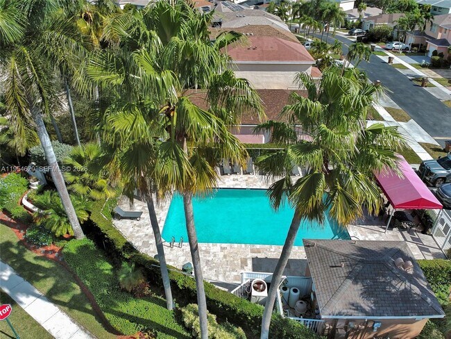 Building Photo - 4055 Eastridge Dr