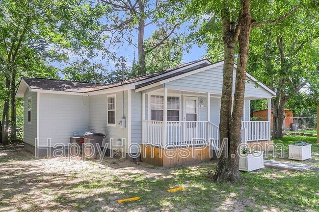 Building Photo - 2113 Taylor St