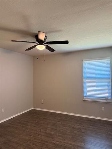 Building Photo - 1212 Amazon Dr