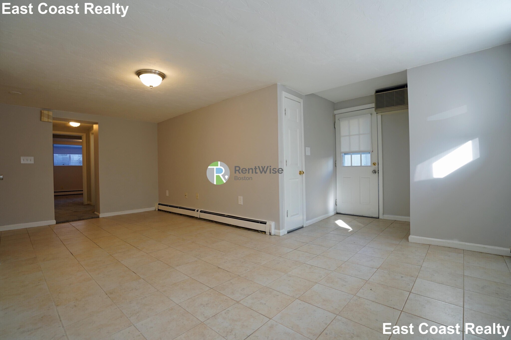 Building Photo - 21 Linden St