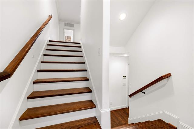 Building Photo - 4153 Hyer St