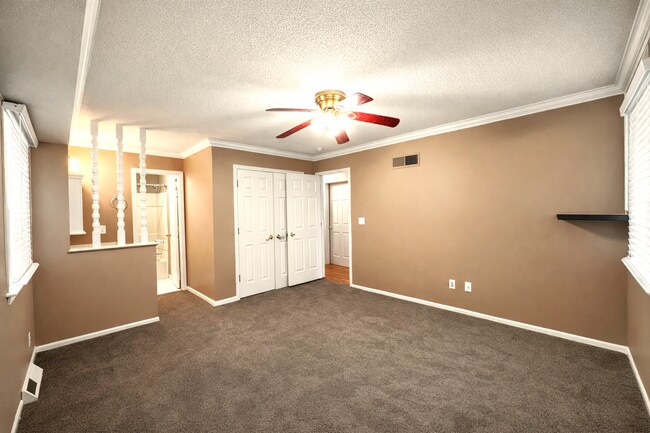 Building Photo - COMING SOON: Bright 3-Bed Home with Spacious Layout & Natural Light!