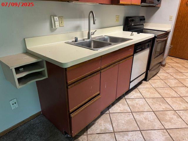 Building Photo - 2 bed 1.5 Bath Condo #203