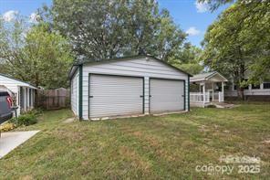 Building Photo - 765 N Church St