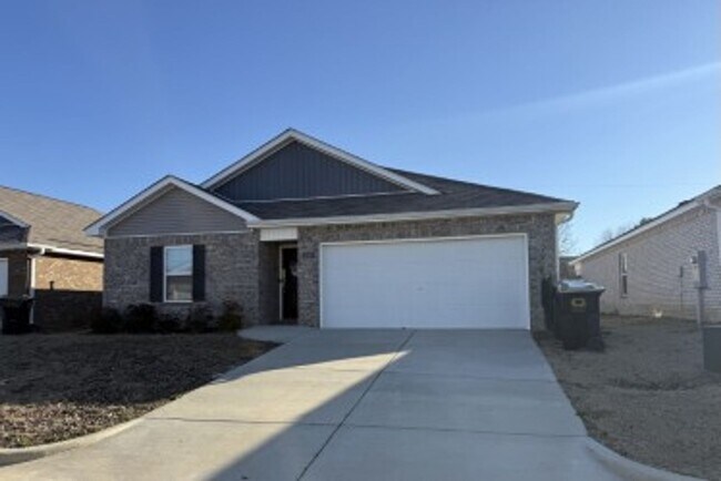 Primary Photo - 1510 Heritage Cir SE