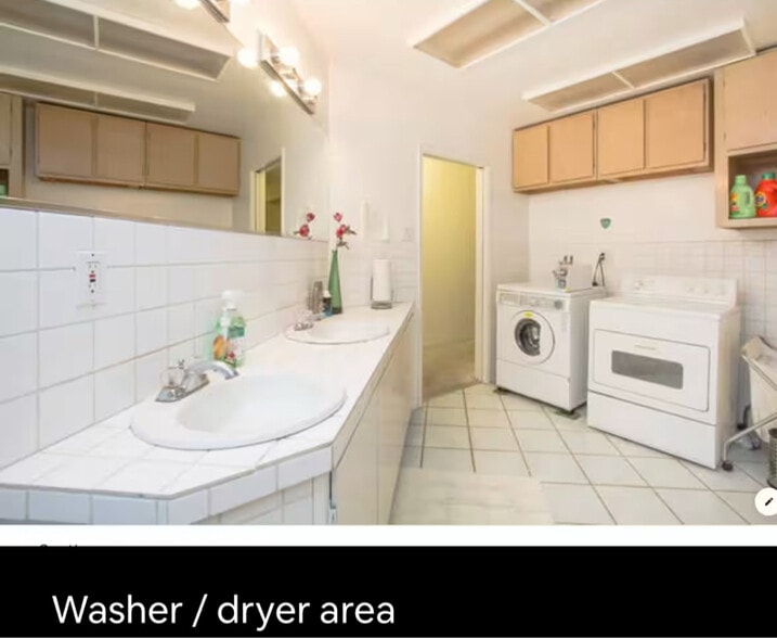 Building Photo - 678 Nebraska St