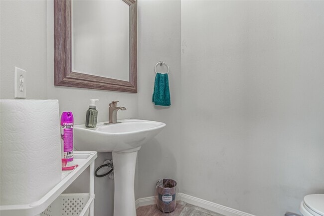 Building Photo - 16418 Pademelon Dr