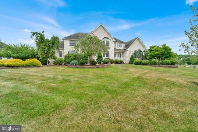 Building Photo - 19 Meadowlark Dr