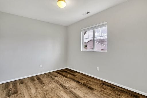 Building Photo - 1927 200 St E