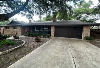 Building Photo - 2710 Marlborough Dr