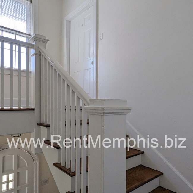 Building Photo - 2170 Jefferson Ave