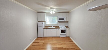 Building Photo - 1430 V St
