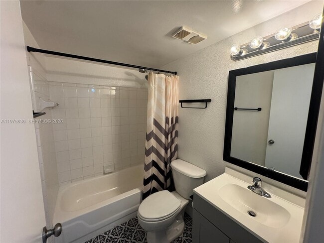 Building Photo - 9122 W Atlantic Blvd