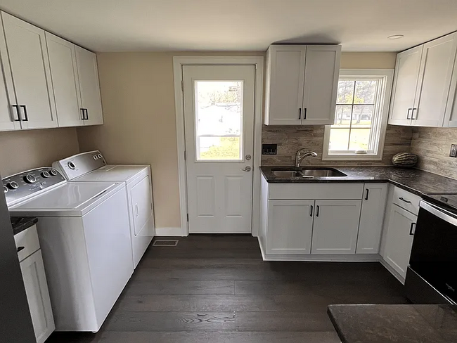 Kitchen/Laundry Units - 2608 S 11th St