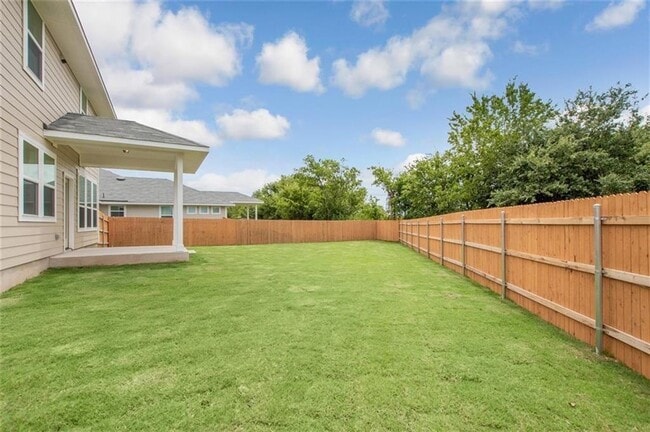 Building Photo - 113 Saranac Dr