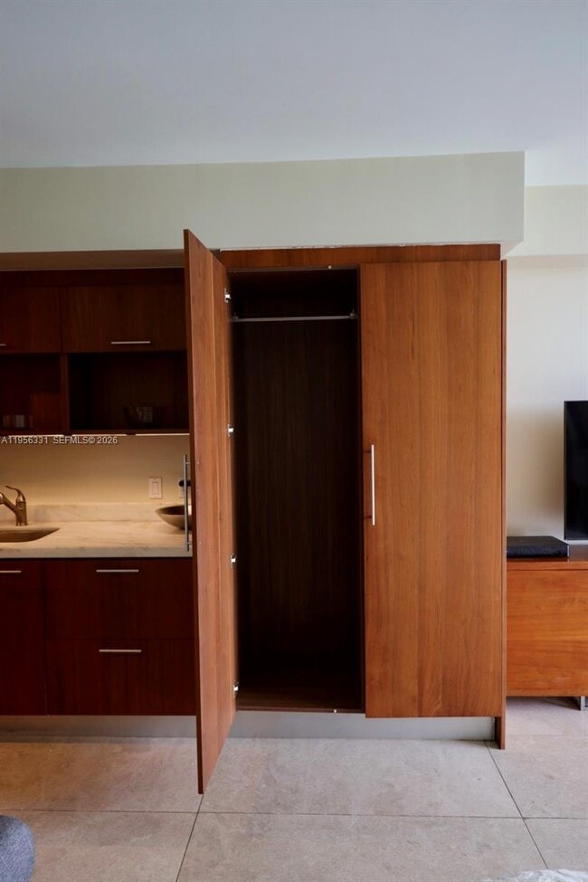 Building Photo - 50 Biscayne Blvd