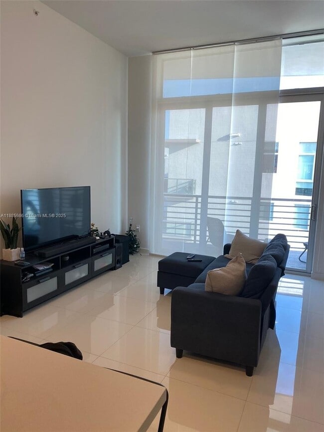 Building Photo - 7875 NW 107th Ave