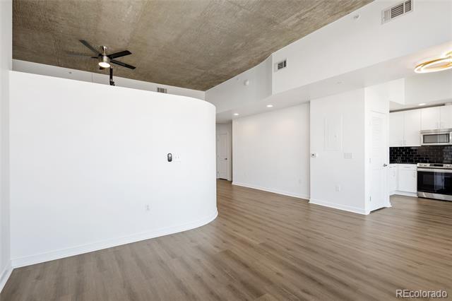 Building Photo - 1700 Bassett St