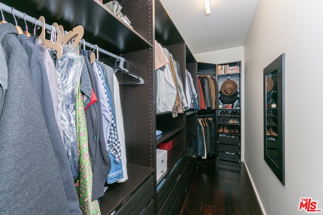 Building Photo - 1155 S Grand Ave