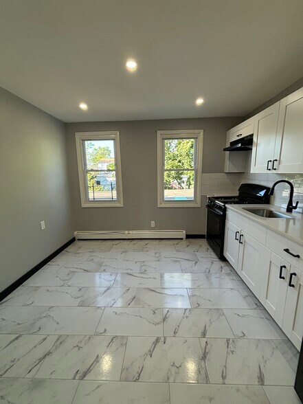 Unit 3 - 167 Shephard Ave