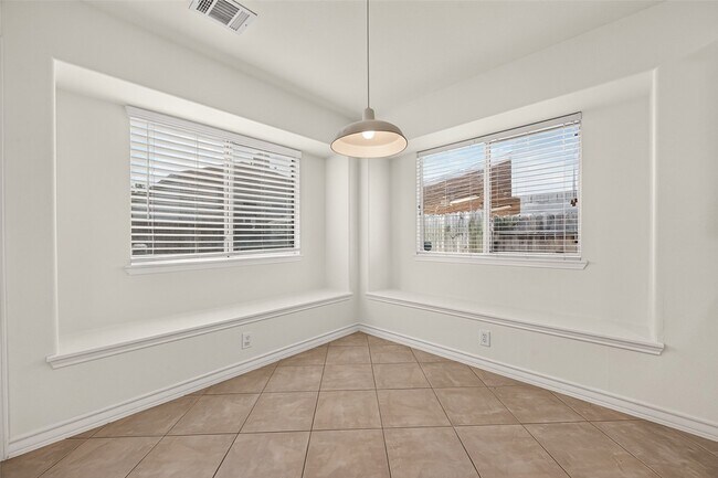 Building Photo - 3830 Flatwood Dr