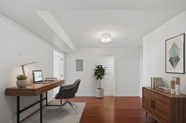 Building Photo - 1390 S Ocean Blvd