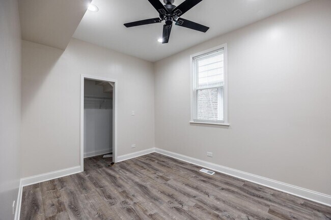 Building Photo - 2821 N Campbell Ave
