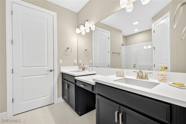 Building Photo - 15215 Tolmino St