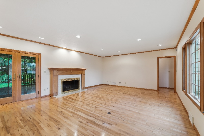 Building Photo - 8740 SW Birchwood Rd