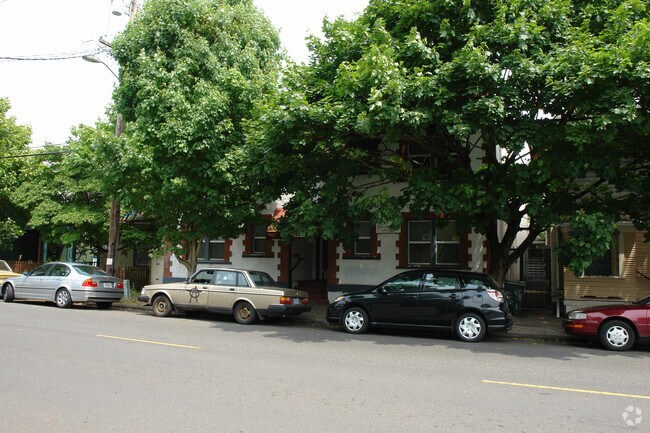 Building Photo - The Allen