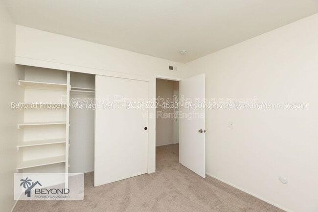 Building Photo - 1335 Caminito Septimo