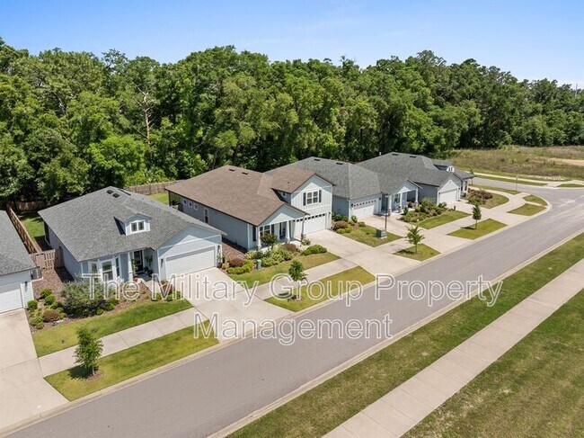 Building Photo - 6901 SW Lugano Ct